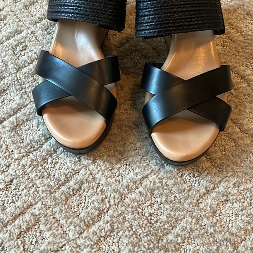 UGG Black Minimalist Sandals Crisscross Design